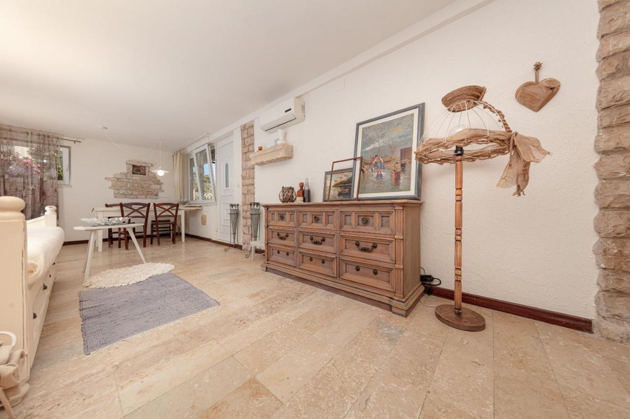 מדולין Casa Mia - Apartman Zara מראה חיצוני תמונה